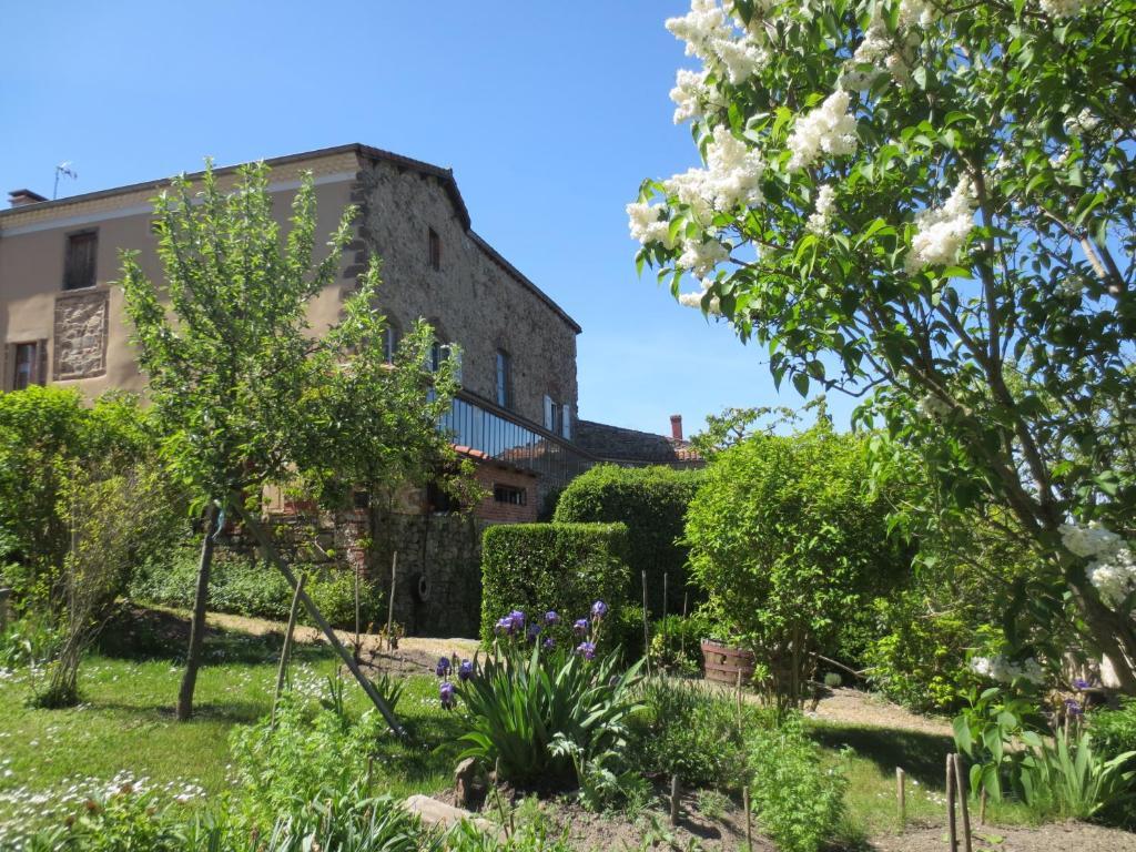 Ermitage Saint Vincent B&B Vieille-Brioude Exteriör bild